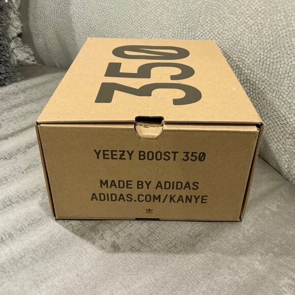 Yeezy Boost 350 V2 Shoe Box, Empty - Picture 3 of 4